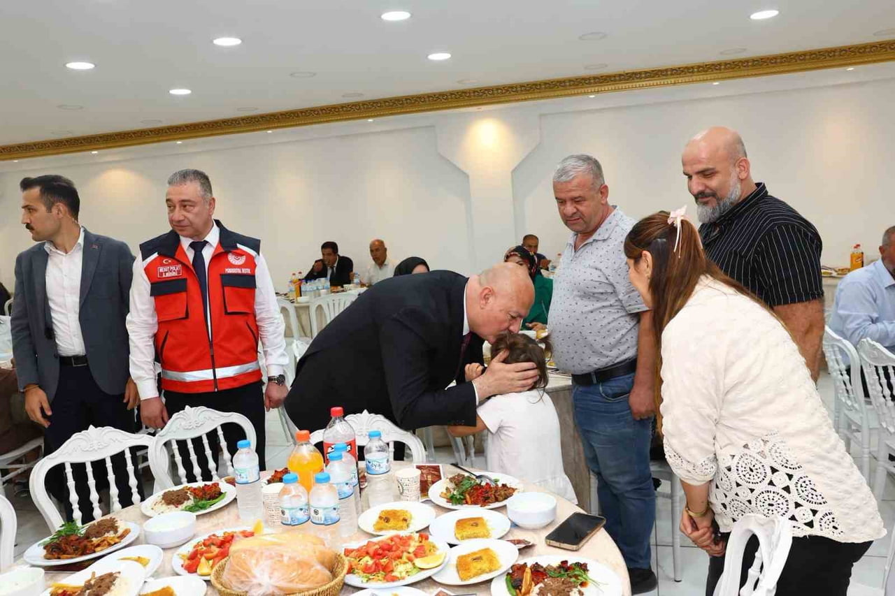 ADIYAMAN'DA, "30 HAZİRAN KORUYUCU AİLE GÜNÜ" DOLAYISIYLA KORUYUCU AİLELER İLE DEVLET KORUMASINDAKİ...