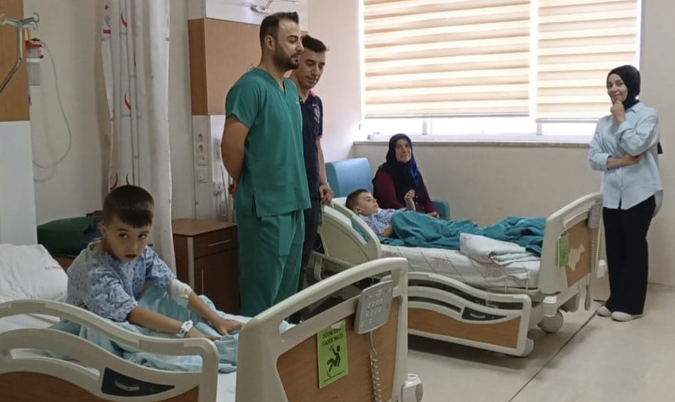 ADIYAMAN'IN GÖLBAŞI DEVLET HASTANESİ ÜROLOJİ UZMANI DR. MEHMET ÖZAVCI'NIN ORGANİZE ETTİĞİ SÜNNET...