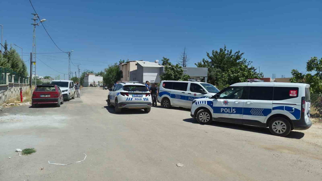 ADIYAMAN’DA, BOŞANMA AŞAMASINDAKİ BİR ÇİFT ARASINDA YAŞANAN ANLAŞMAZLIK AİLELERİN DE DAHİL...