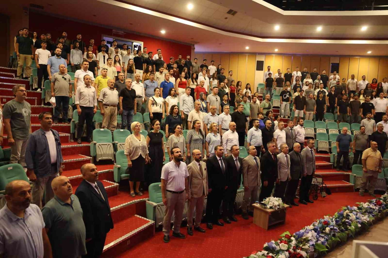 ADÜ’DE 15 TEMMUZ DARBE GİRİŞİMİ PROGRAMI YAPILDI