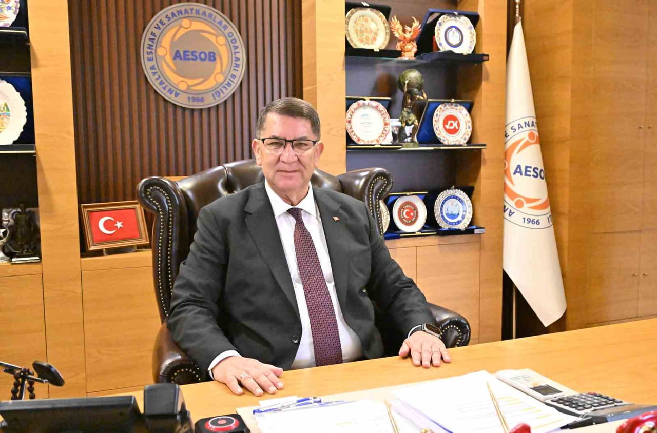 AESOB BAŞKANI ADLIHAN DERE, İNDİRİM KAMPANYALARINDA DÜRÜSTLÜK VE ŞEFFAFLIĞIN HEM TÜKETİCİ GÜVENİNİ...