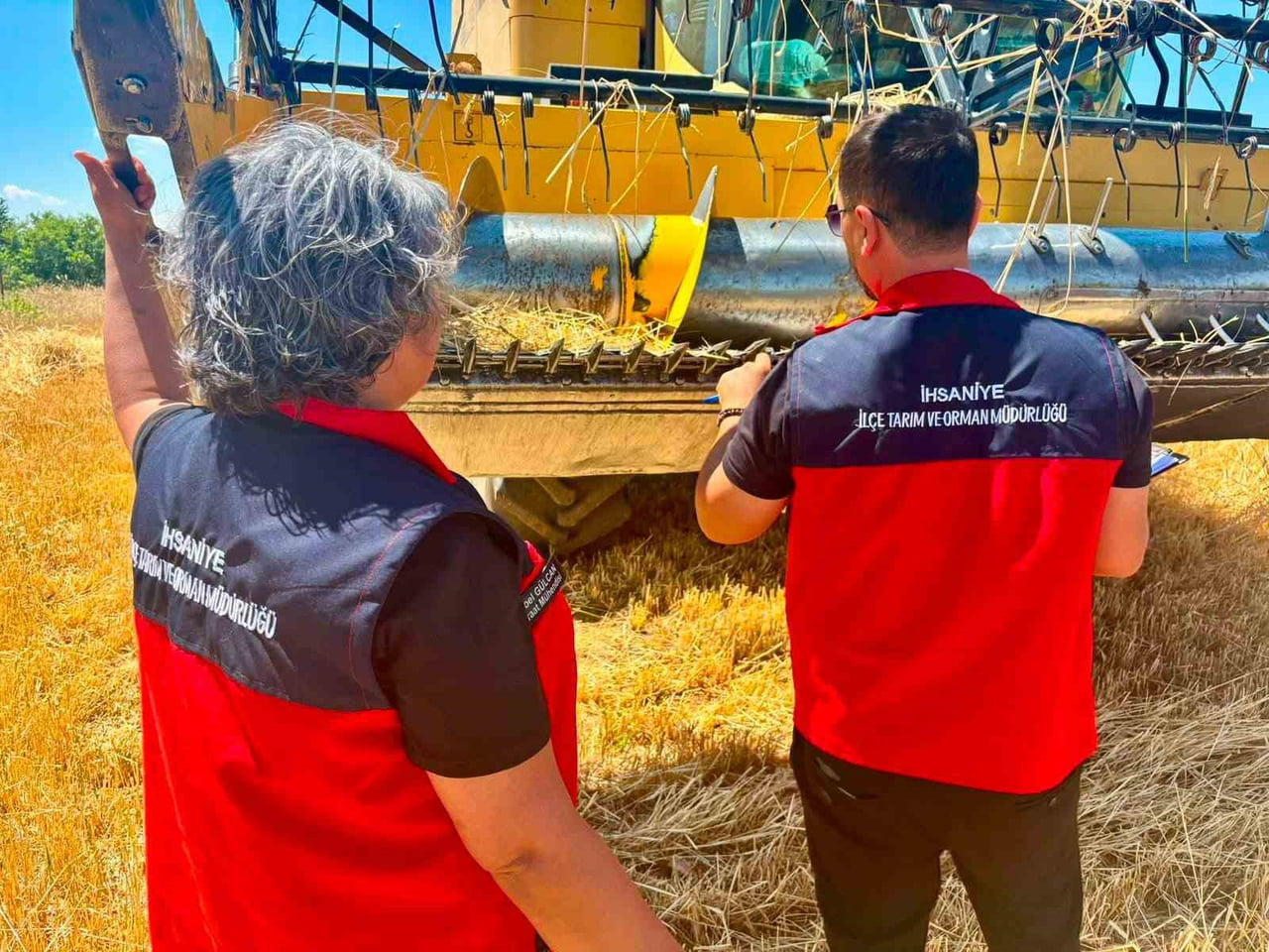 AFYONKARAHİSAR’DA HUBUBAT HASAT SEZONUNUN BAŞLAMASIYLA BİRLİKTE, TARIM VE ORMAN İL VE İLÇE...