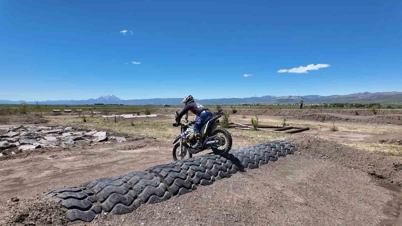 AĞRI, TÜRKİYE MOTOSİKLET FEDERASYONU’NUN 2026 YILI RESMİ YARIŞ TAKVİMİNDE YER ALAN TÜRKİYE SKIL...