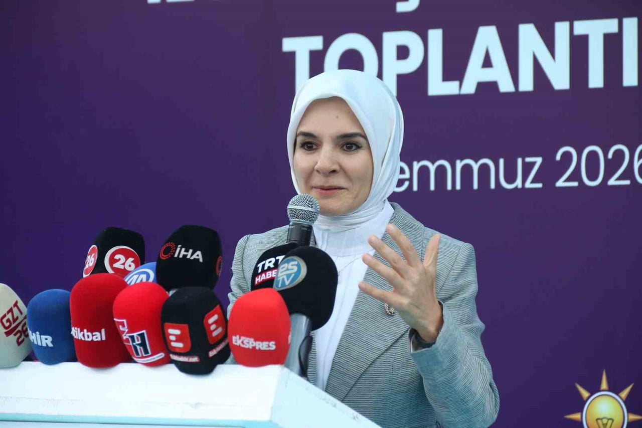 AİLE VE SOSYAL HİZMETLER BAKANI MAHİNUR ÖZDEMİR GÖKTAŞ