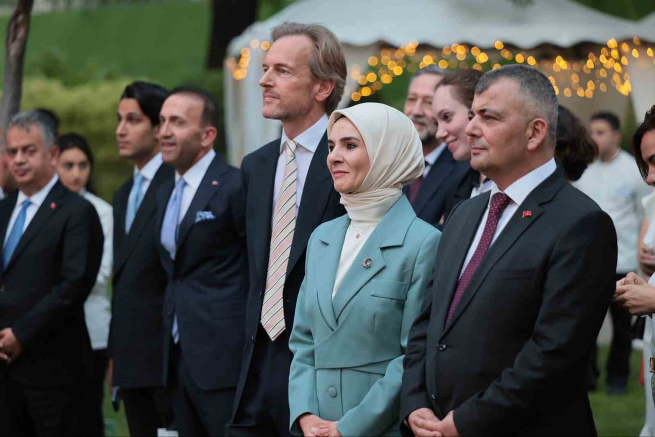 AİLE VE SOSYAL HİZMETLER BAKANI MAHİNUR ÖZDEMİR GÖKTAŞ, BELÇİKA BÜYÜKELÇİLİĞİ KONUTUNDA...