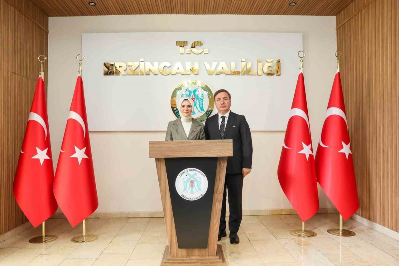 AİLE VE SOSYAL HİZMETLER BAKANI MAHİNUR ÖZDEMİR GÖKTAŞ, ERZİNCAN PROGRAMI KAPSAMINDA ERZİNCAN...
