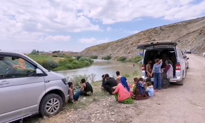 AİLENİN KORKULU BEKLEYİŞİ DEVAM EDİYOR