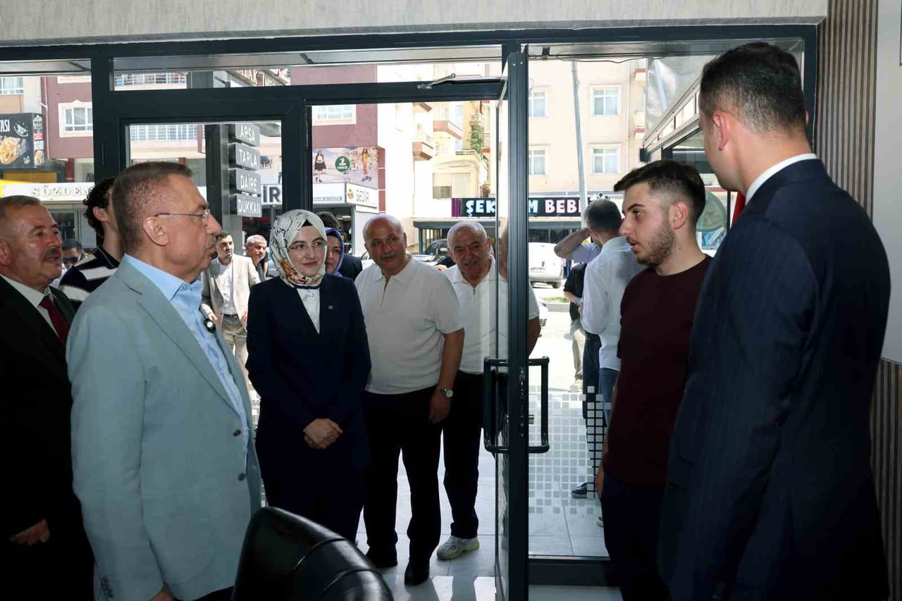 AK PARTİ ANKARA MİLLETVEKİLİ FUAT OKTAY, ESNAF ZİYARETİ YAPTI