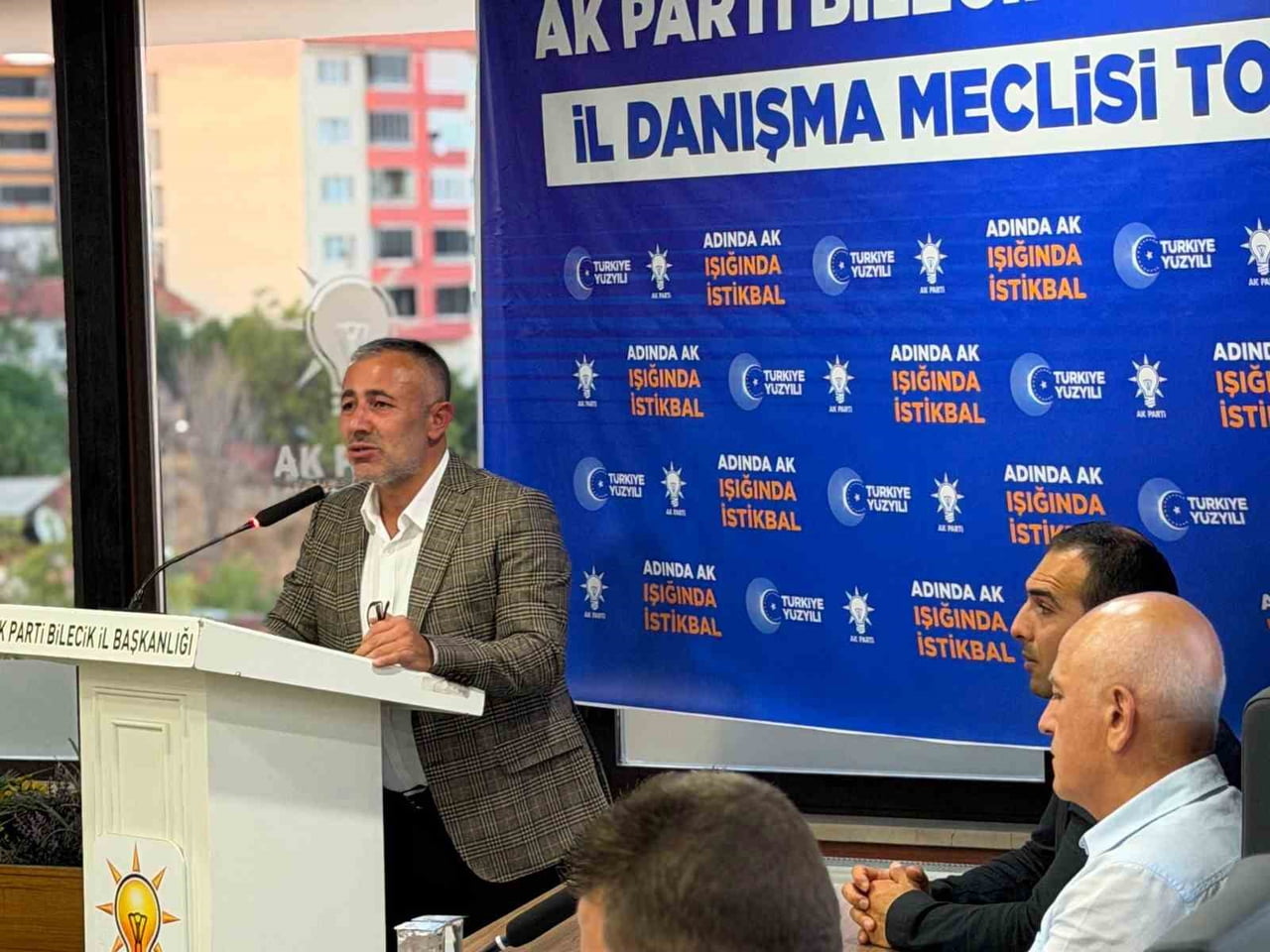AK PARTİ BİLECİK TEŞKİLATINDA YENİ DÖNEMİN YOL HARİTASI BELİRLENDİ