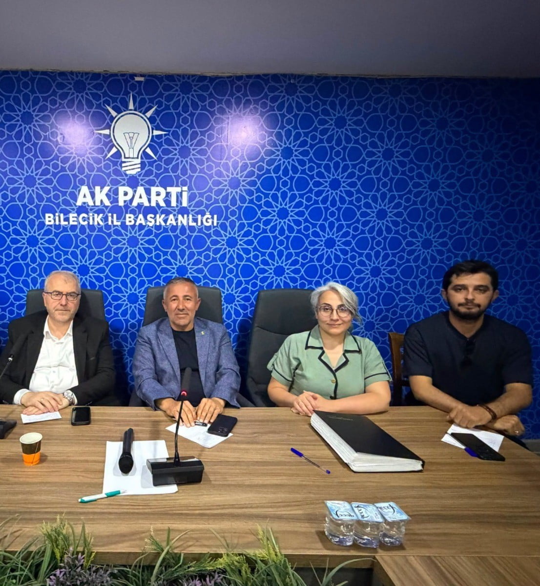 AK PARTİ’DE YOL HARİTASI BELİRLENDİ