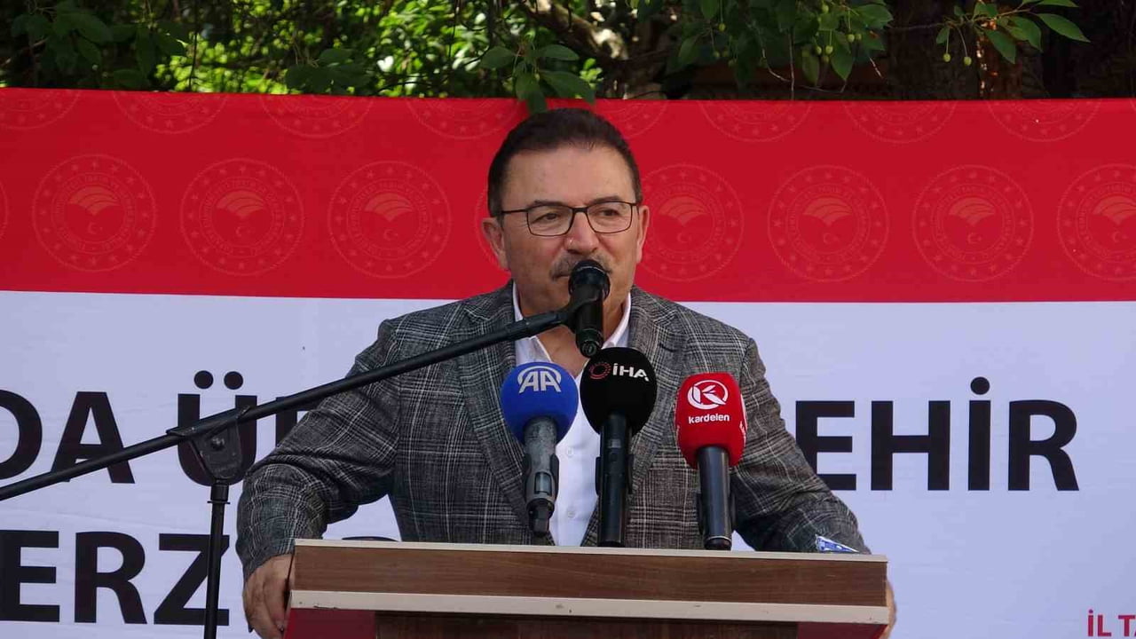 AK PARTİ ERZURUM MİLLETVEKİLİ SELAMİ ALTINOK