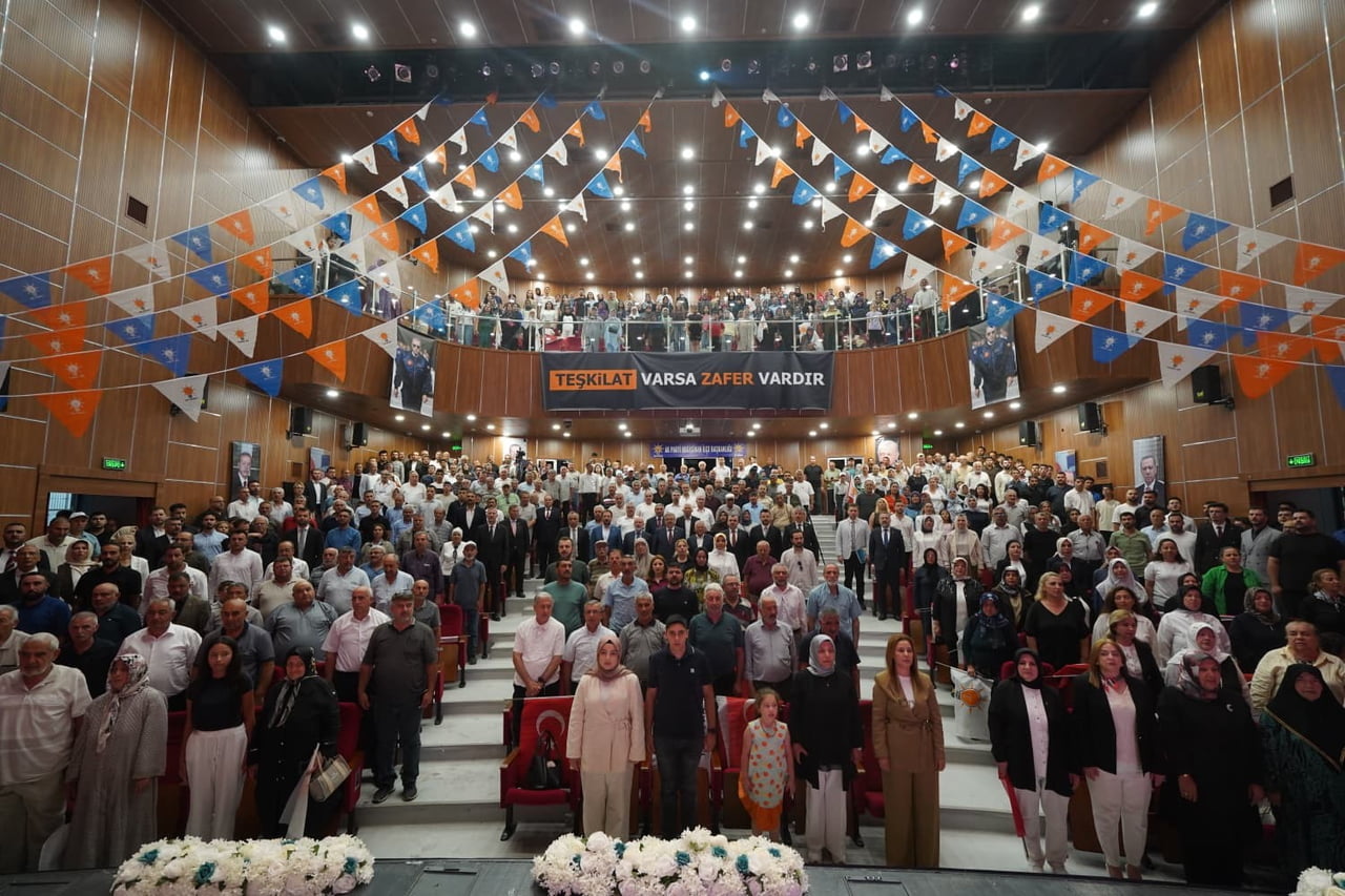AK PARTİ KAYSERİ İL BAŞKANLIĞI TARAFINDAN TALAS, MELİKGAZİ VE KOCASİNAN İLÇE DANIŞMA MECLİSİ...