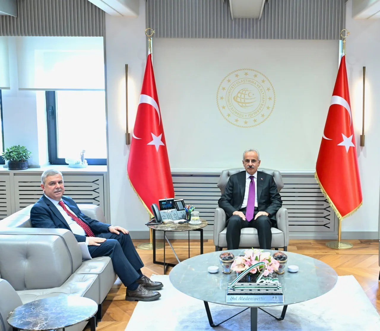 AK PARTİ SİNOP MİLLETVEKİLİ NAZIM MAVİŞ, ULAŞTIRMA VE ALTYAPI BAKANI ABDULKADİR URALOĞLU’NU...