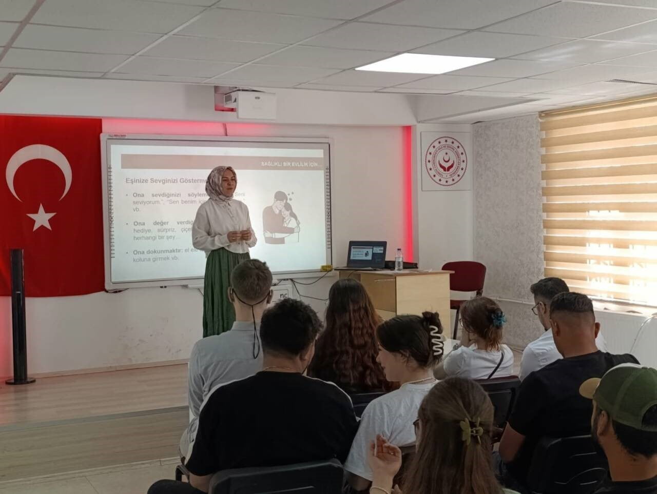 AKSARAY’DA AİLE VE SOSYAL HİZMETLER İL MÜDÜRLÜĞÜ TARAFINDAN ‘EVLENECEK GENÇLERİN DESTEKLENMESİ’...