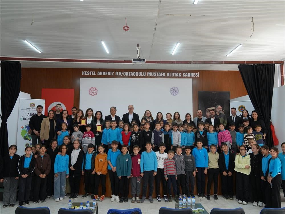 ALANYA BELEDİYESİ, İLÇE GENELİNDE YÜRÜTTÜĞÜ ÇEVRE VE SIFIR ATIK PROJELERİYLE TOPLUMUN HER KESİMİNE...