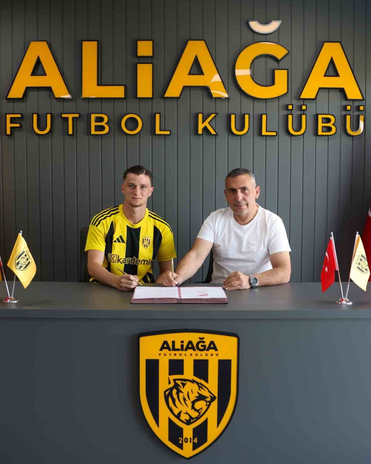 ALİAĞA FK'DA  YENİ TRANSFER VE İKİ AYRILIK, 22 YAŞINDAKİ SAĞ BEK EREN TUNALI