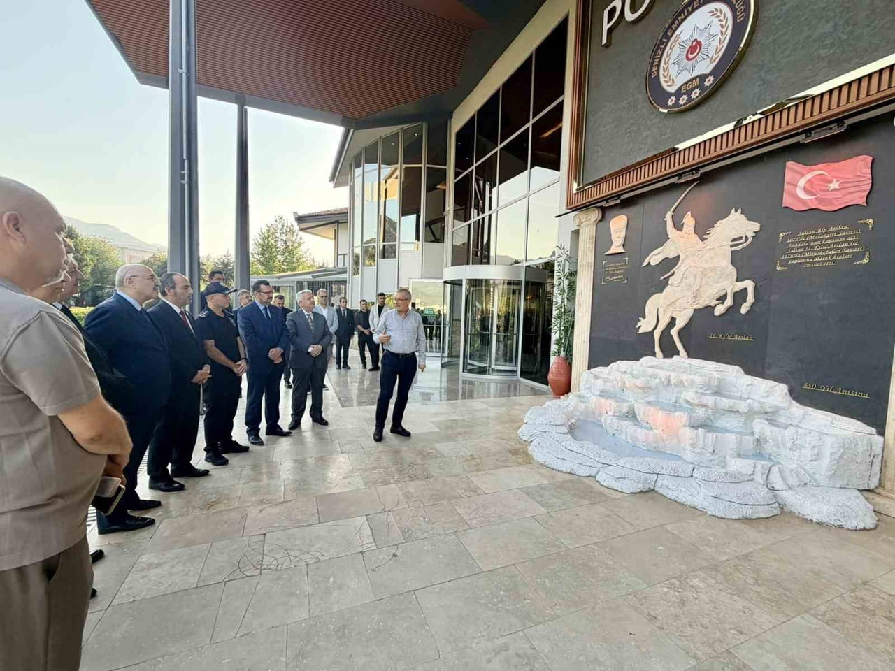 ANADOLU’NUN KESİN OLARAK TÜRK YURDU HALİNE GELMESİNDE DÖNÜM NOKTASI KABUL EDİLEN 1176 TARİHLİ...