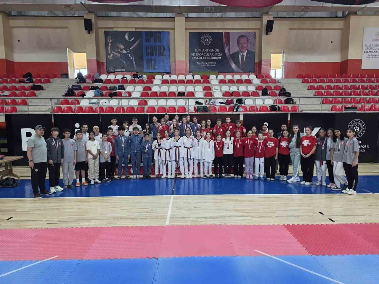 ANALİG TAEKWONDO İL SEÇMELERİ TAMAMLANDI