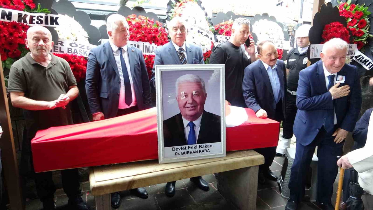 ANKARA'DA 77 YAŞINDA HAYATINI KAYBEDEN ESKİ DEVLET BAKANI VE GİRESUN'UN BEŞ DÖNEM...