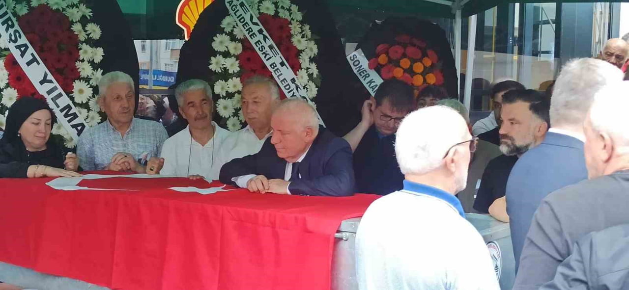 ANKARA'DA 77 YAŞINDA HAYATINI KAYBEDEN ESKİ DEVLET BAKANI VE GİRESUN'UN BEŞ DÖNEM...