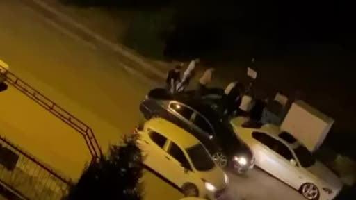 Ankara'da sokak ortasında çıkan kavga kamerada