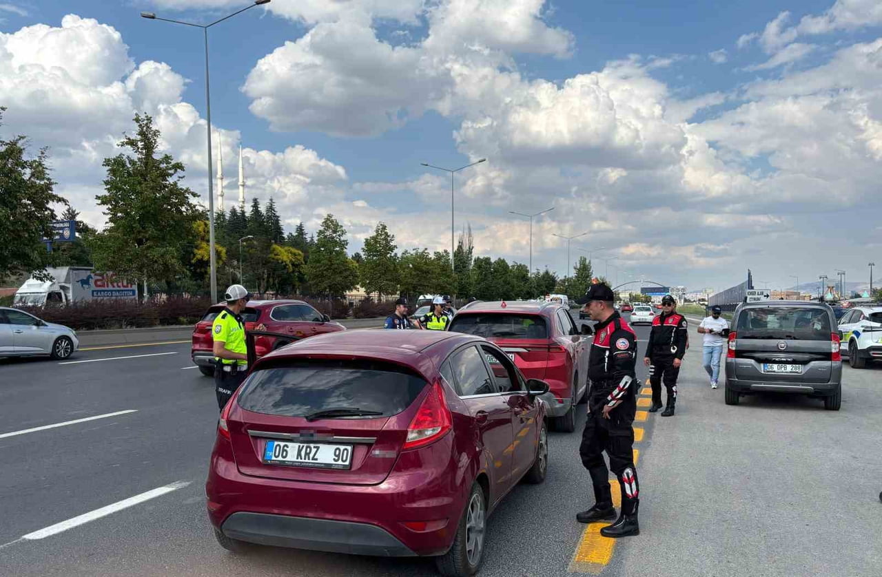 ANKARA'DA YARIN BAŞLAYACAK NATO ZİRVESİ KAPSAMINDA ALINAN GÜVENLİK TEDBİRLERİ ÇERÇEVESİNDE POLİS...