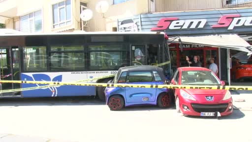 Ankara’da kontrolden çıkan EGO otobüsü iş yerine girdi: 7 yaralı