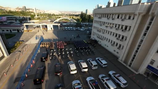 Ankara’da NATO tedbirleri kapsamındaki güvenlik uygulamalarında aranan 4 binden fazla şahıs...