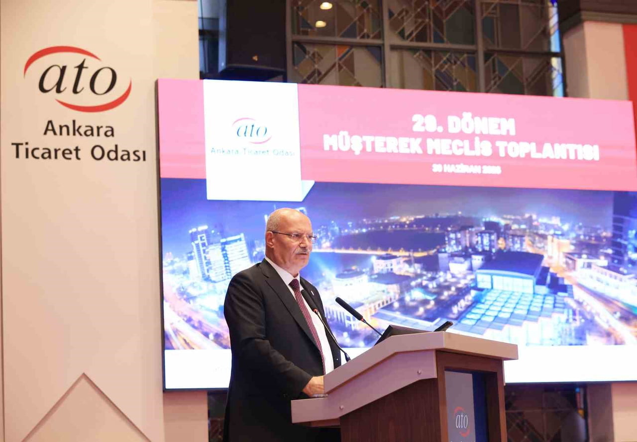 ANKARA TİCARET ODASI (ATO) BAŞKANI GÜRSEL BARAN, "TAKİPTEKİ KOBİ KREDİLERİ BİR YILDA YÜZDE 126...