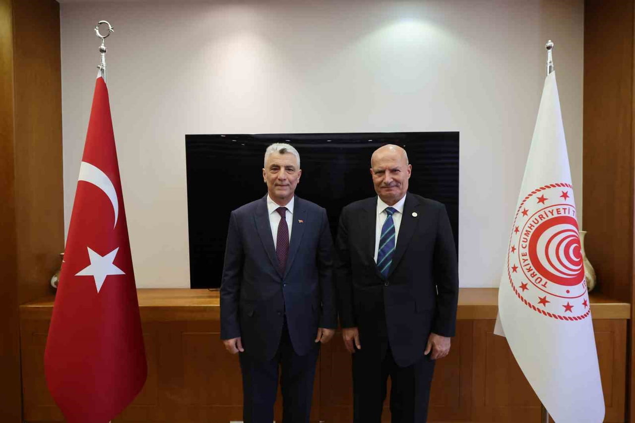 ANKARA TİCARET ODASI (ATO) BAŞKANI GÜRSEL BARAN, TİCARET BAKANI ÖMER BOLAT’I ZİYARET ETTİ