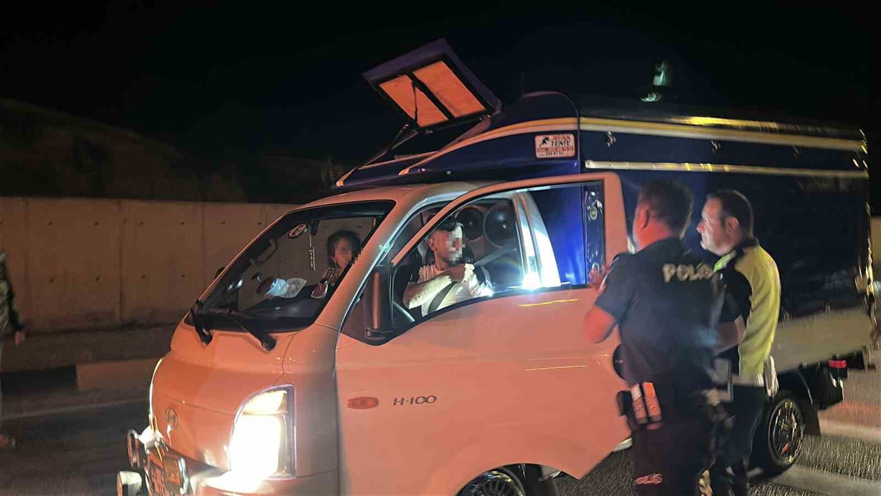 ANTALYA'DA AİLESİNİN KAÇIRILDIĞI YÖNÜNDE İHBARDA BULUNDUĞU 17 YAŞINDAKİ KIZ ÇOCUĞU, BURDUR'DA...