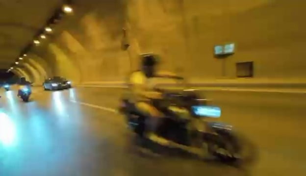 ANTALYA'DA MOTOSİKLETİ İLE SEYİR HALİNDEKİ SÜRÜCÜ ARKADAN GELEN MOTOSİKLETİN ÇARPMASI İLE...