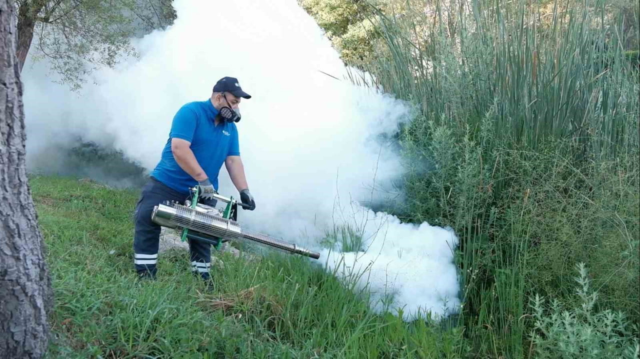 ANTALYA BÜYÜKŞEHİR BELEDİYESİ ÇEVRE SAĞLIĞI ŞUBE MÜDÜRLÜĞÜ EKİPLERİ, BOĞAÇAYI VE ÇEVRESİNDE...