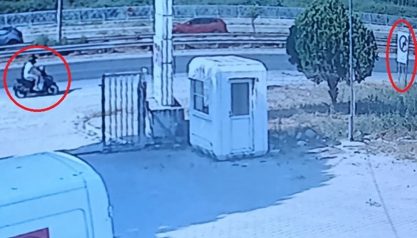 ANTALYA’NIN MANAVGAT İLÇESİNDE SEYİR HALİNDEKİ MOTOSİKLETİN YOL KENARINDAKİ TABELAYA ÇARPMASI...