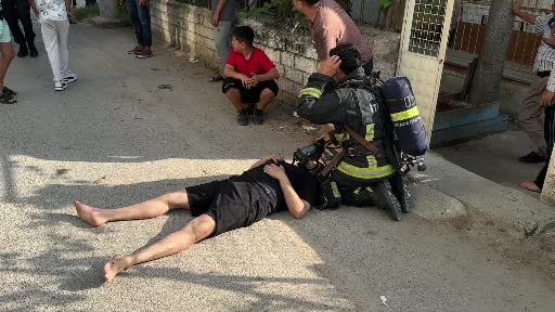 Antalya’nın Serik ilçesinde 3 katlı bir evin birinci katında çıkan yangın itfaiye ekiplerince...