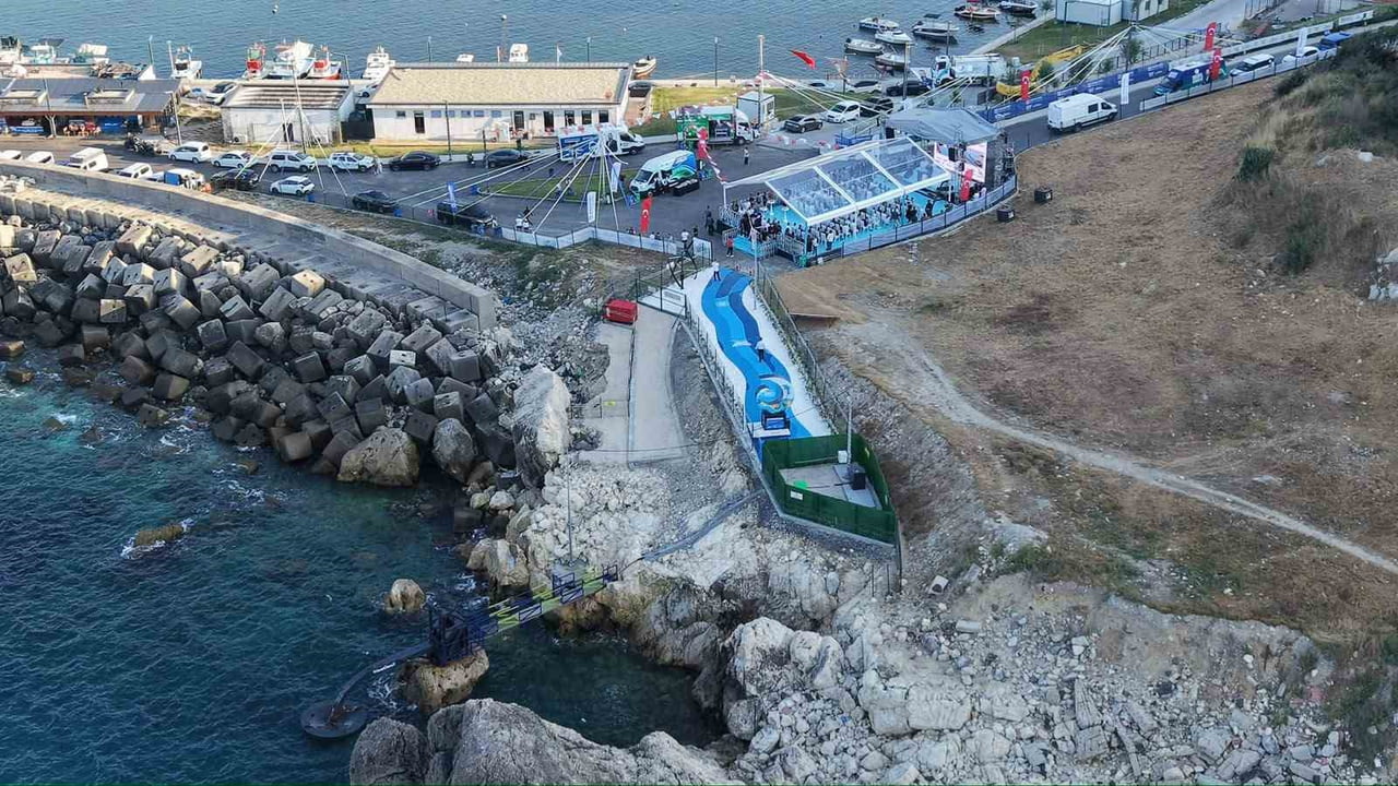 ARNAVUTKÖY BELEDİYESİ'NCE HAYATA GEÇİRİLEN DENİZ DALGA ENERJİSİ ELEKTRİK ÜRETİM ALANI, DÜZENLENEN...
