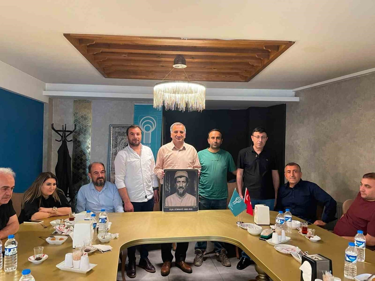 ÂŞIK SÜMMANİ BABA'NIN GERÇEĞE EN YAKIN RÖLYEFİ VE HATIRA MADALYONU TANITILDI
