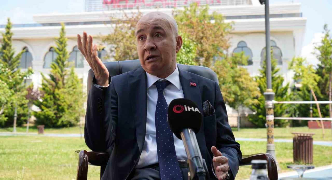 ASLAN, "HAZIRLADIĞIM 60 SAYFALIK RAPORUN SONUNA FETÖ’NÜN SİLAHLI TERÖR ÖRGÜTÜ OLDUĞUNU BELİRTTİM....