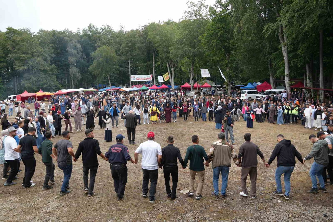 ATAKUM BELEDİYESİ İLE ELMAÇUKURU KÖYÜ SOSYAL KÜLTÜREL YARDIMLAŞMA VE DAYANIŞMA DERNEĞİ İŞ...