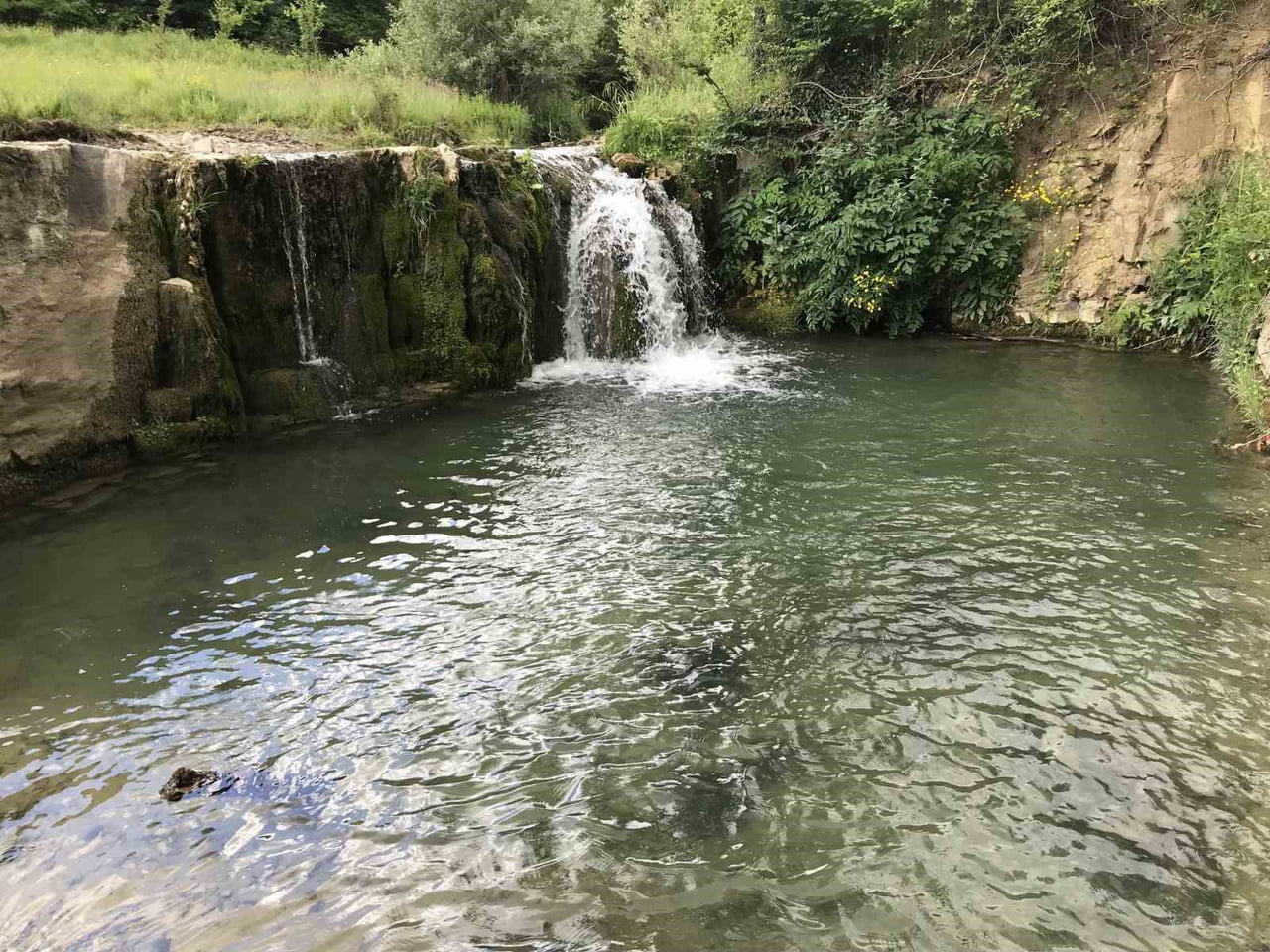 ATAYURT MAHALLESİ'NDE BULUNAN ATAYURT ŞELALESİ'NİN SOSYAL DONATILARLA DESTEKLENEREK DAHA...