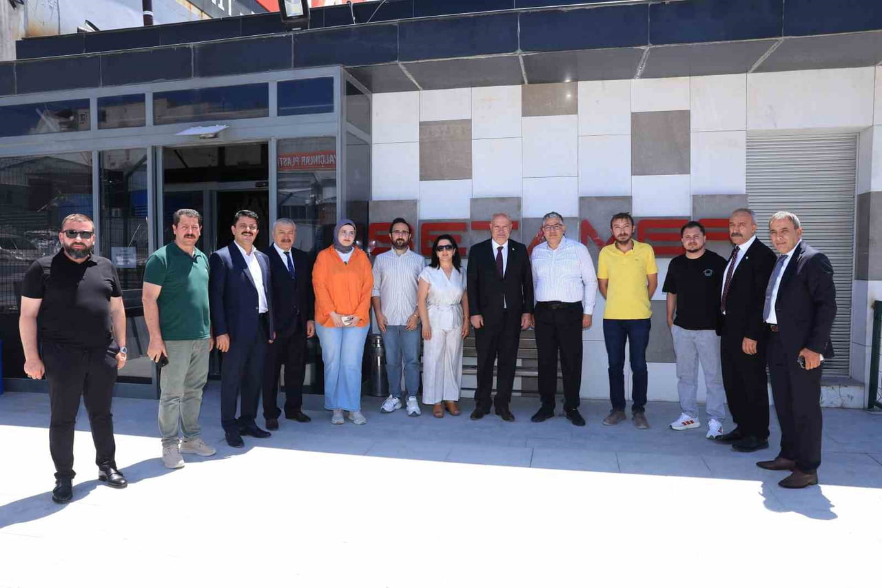 ATO BAŞKANI BARAN, YUVAKÖY MERMERCİLER SİTESİ'NDE SEKTÖR TEMSİLCİLERİYLE BİR ARAYA GELDİ