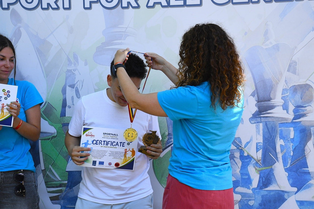 AVRUPA BİRLİĞİ ERASMUS+ PROGRAMI KAPSAMINDA YÜRÜTÜLEN SPORT4ALL PROJESİ ÇERÇEVESİNDE KUŞADASI'NDA...
