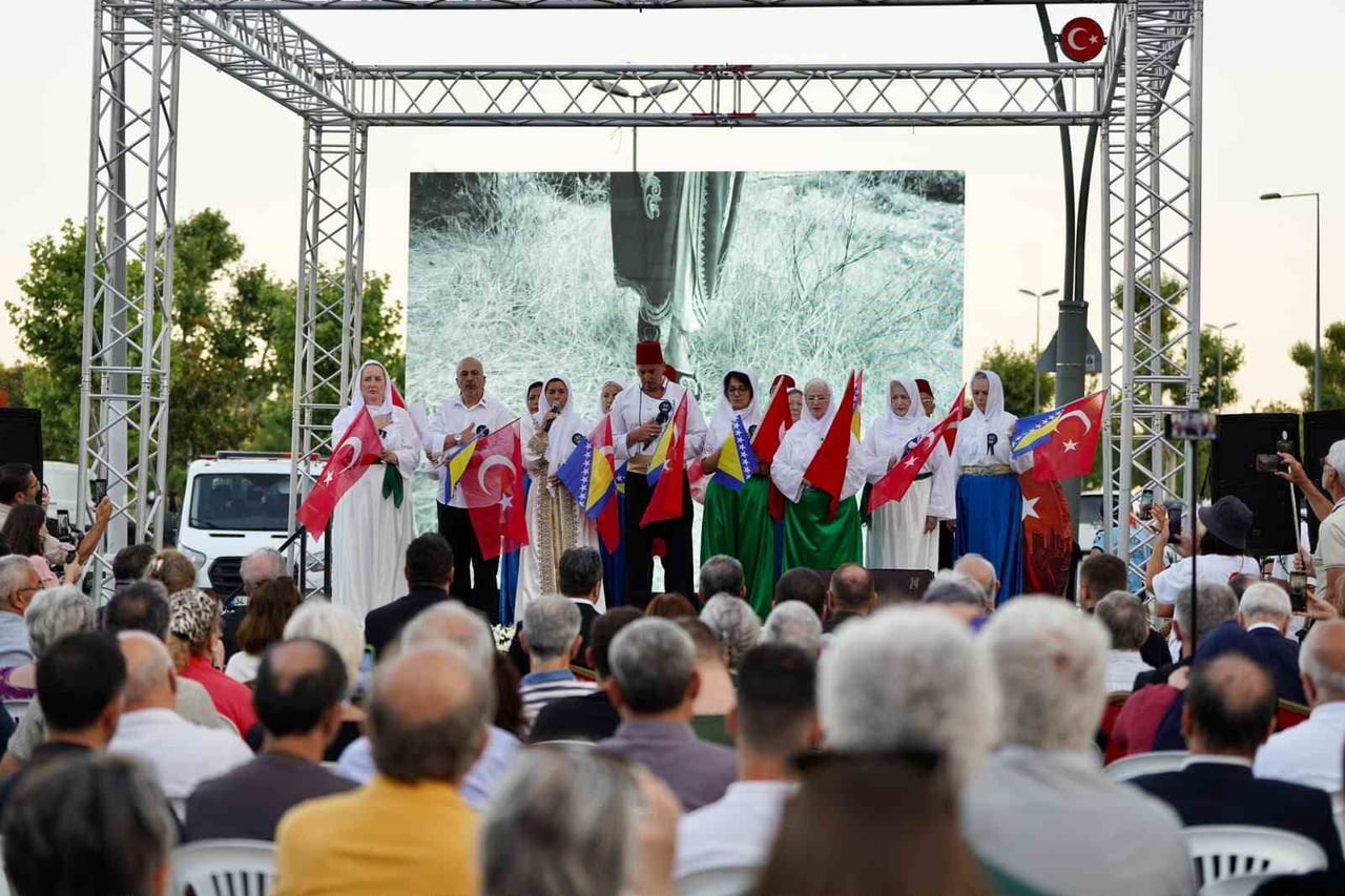 AVRUPA’NIN MERKEZİNDE, SIRP ORDUSU TARAFINDAN 8 BİNİN ÜZERİNDE BOŞNAK SİVİLİN KATLEDİLDİĞİ...