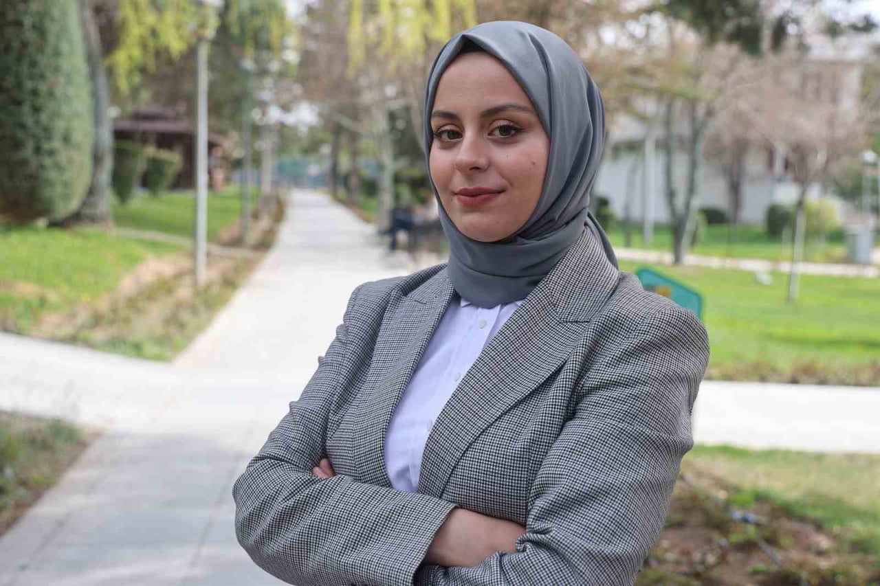 AVUKAT ESRA BETÜL TÜRKALP, "OKULLARIN TATİLE GİRMESİ VE DÜĞÜN SEZONUNUN BAŞLAMASIYLA BİRLİKTE...