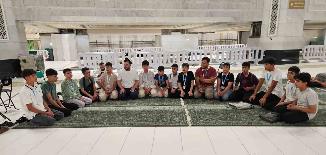 AYDIN'DA HAFIZLIK EĞİTİMLERİNİ BAŞARIYLA TAMAMLAYARAK BELGE ALMAYA HAK KAZANAN VE ÖDÜL OLARAK...