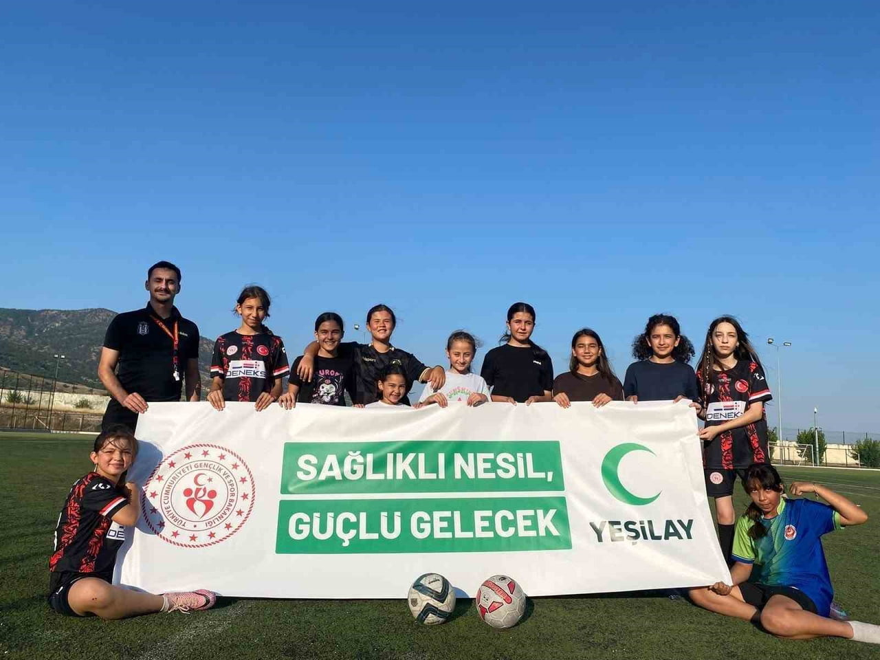 AYDIN'IN BUHARKENT İLÇESİNDE, ULUSLARARASI UYUŞTURUCU İLE MÜCADELE GÜNÜ ETKİNLİKLERİ KAPSAMINDA...