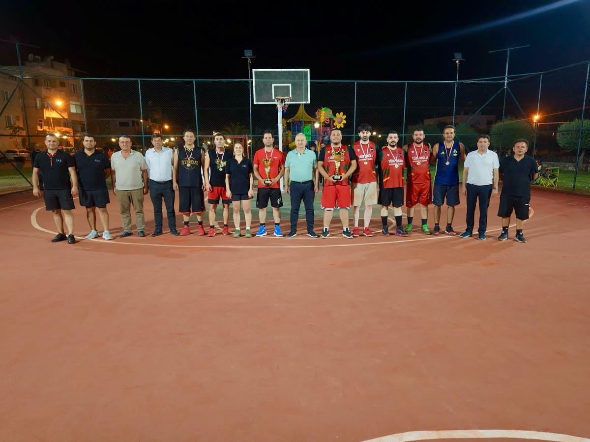AYDIN'IN ÇİNE İLÇESİNDE ÜÇ GÜN BOYUNCA BÜYÜK HEYECANA SAHNE OLAN 3X3 SOKAK BASKETBOLU TURNUVASI...
