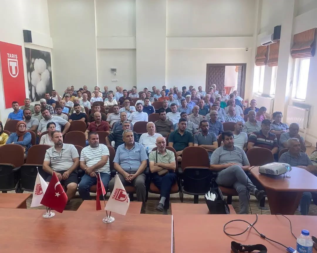 AYDIN'IN EFELER İLÇESİNDE DÜZENLENEN BİTKİ KORUMA ÜRÜNLERİ UYGULAYICI EĞİTİMİNDE, ÇİFTÇİLERE...