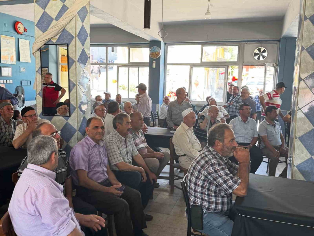 AYDIN'IN EFELER İLÇESİNDE ÜRETİCİLER, BİTKİ KORUMA ÜRÜNLERİ UYGULAMA BELGESİNDEKİ YENİ...