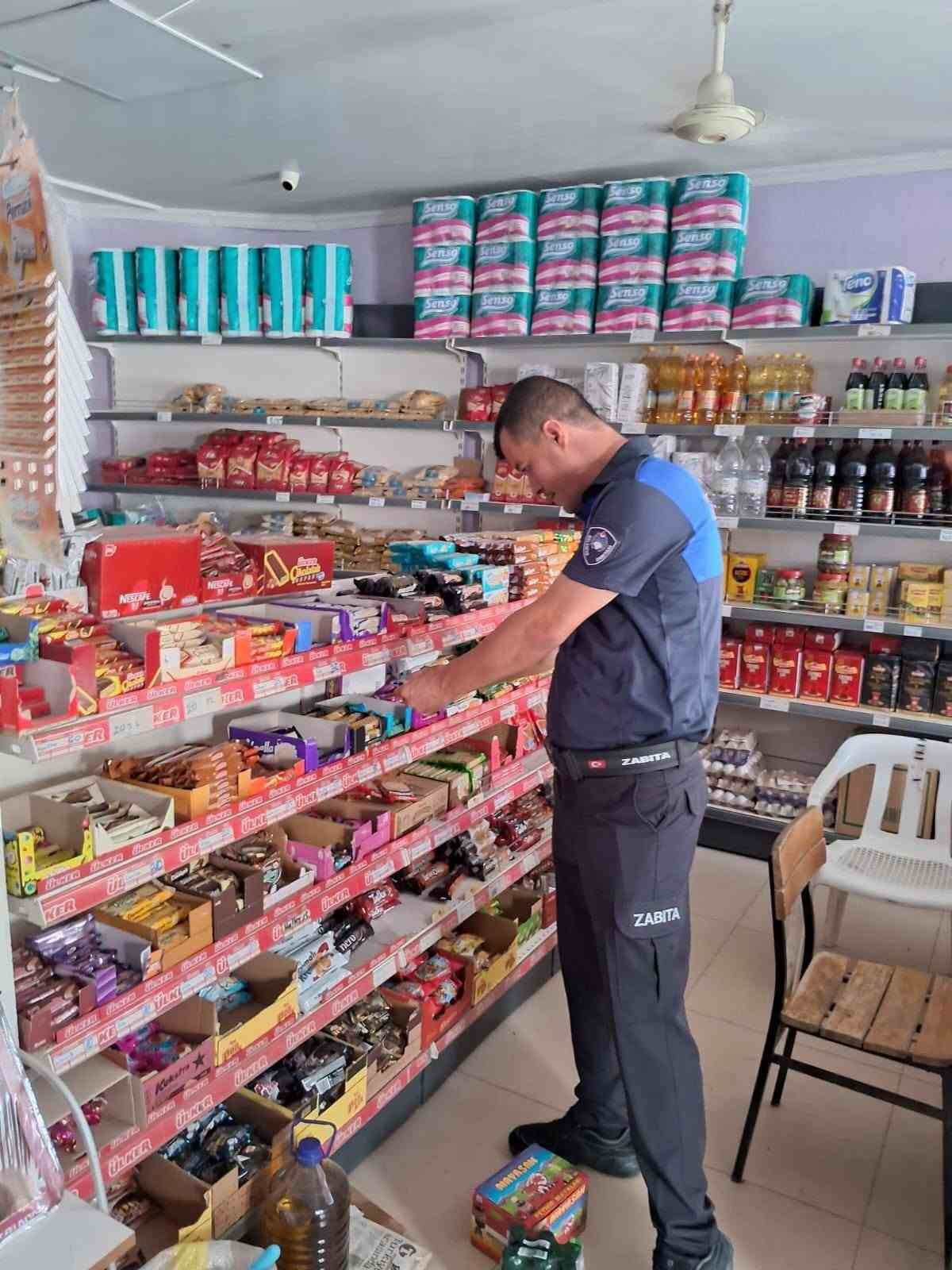 AYDIN'IN KOÇARLI İLÇESİNDE VATANDAŞLARIN SAĞLIKLI VE GÜVENLİ ALIŞVERİŞ YAPABİLMESİ AMACIYLA...